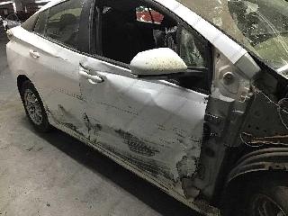 PRIUS 230525 (8)