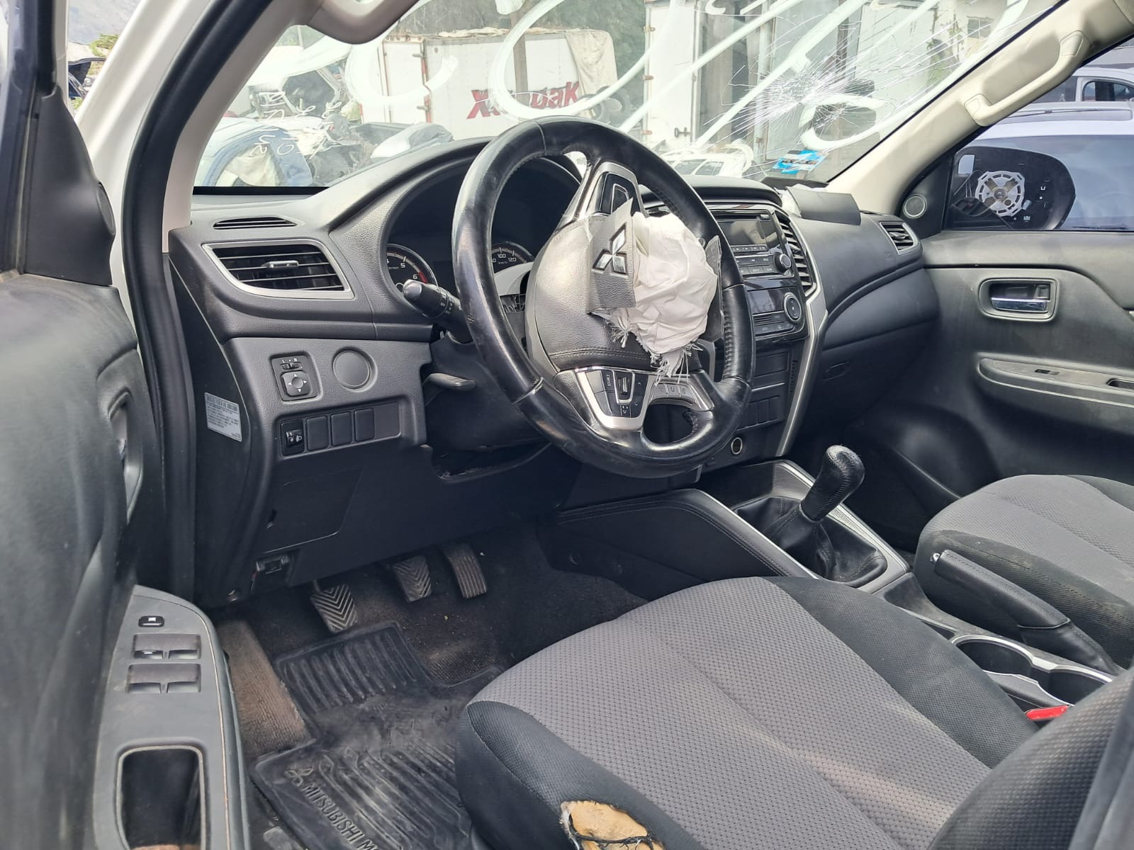 030965f9-2d44-40d5-99f9-cf21e96f2b21