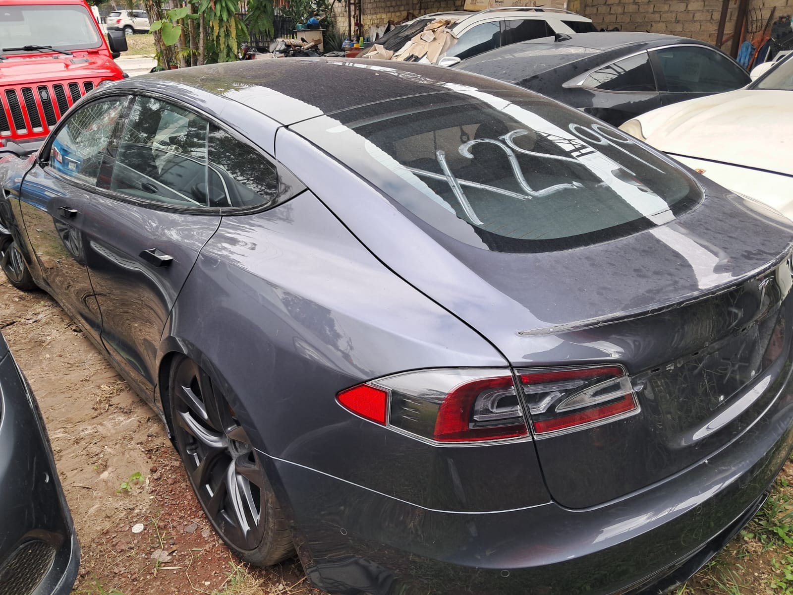 dd98235f-1553-49ad-a692-7a37f85f0e19