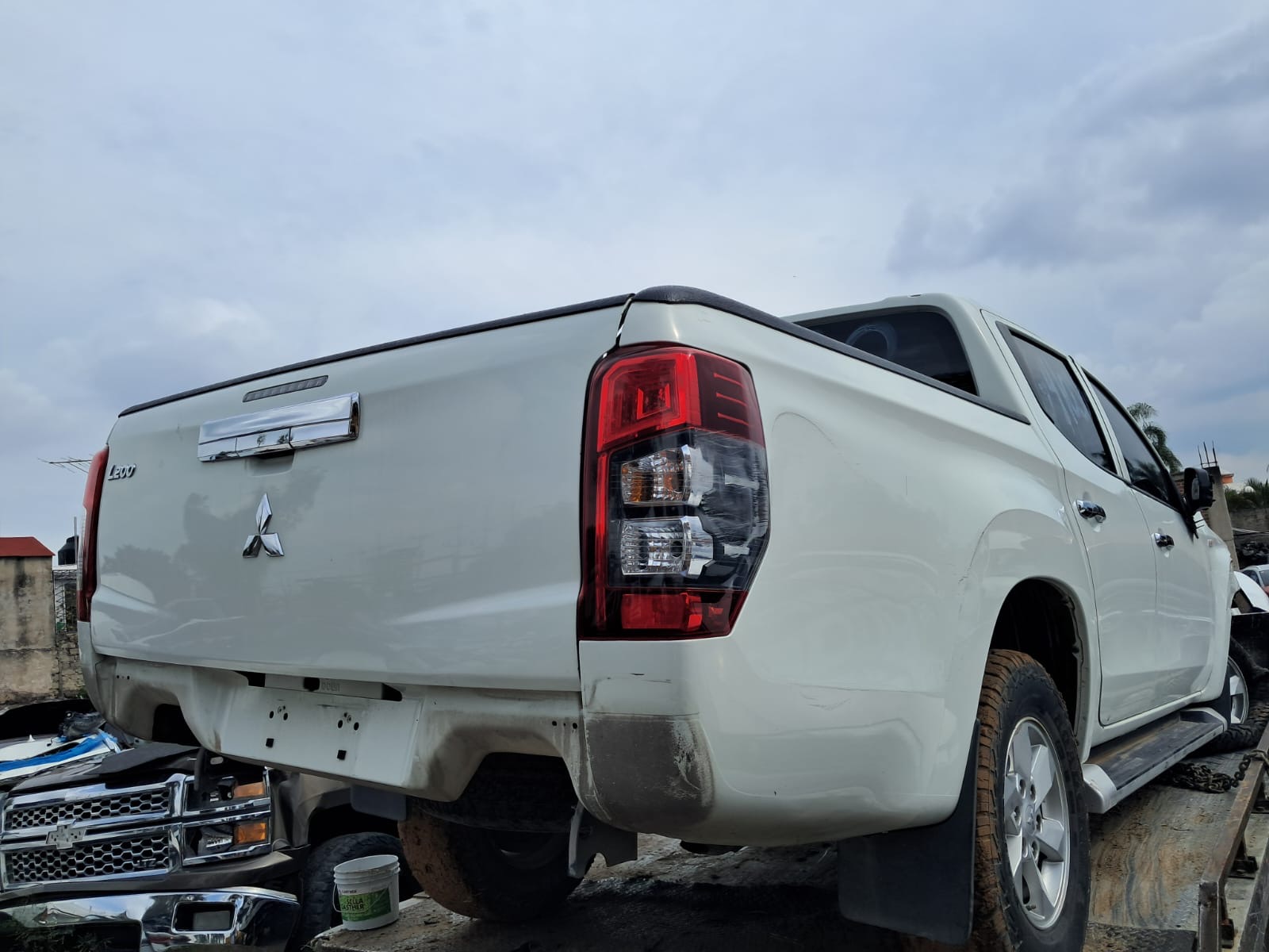 fe949d39-d6cf-4f3e-b893-aadb63f29eff